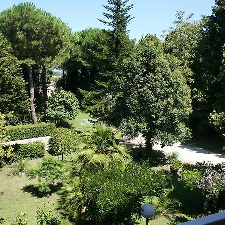 Albergo Da Siro Misano Adriatico Exteriér fotografie